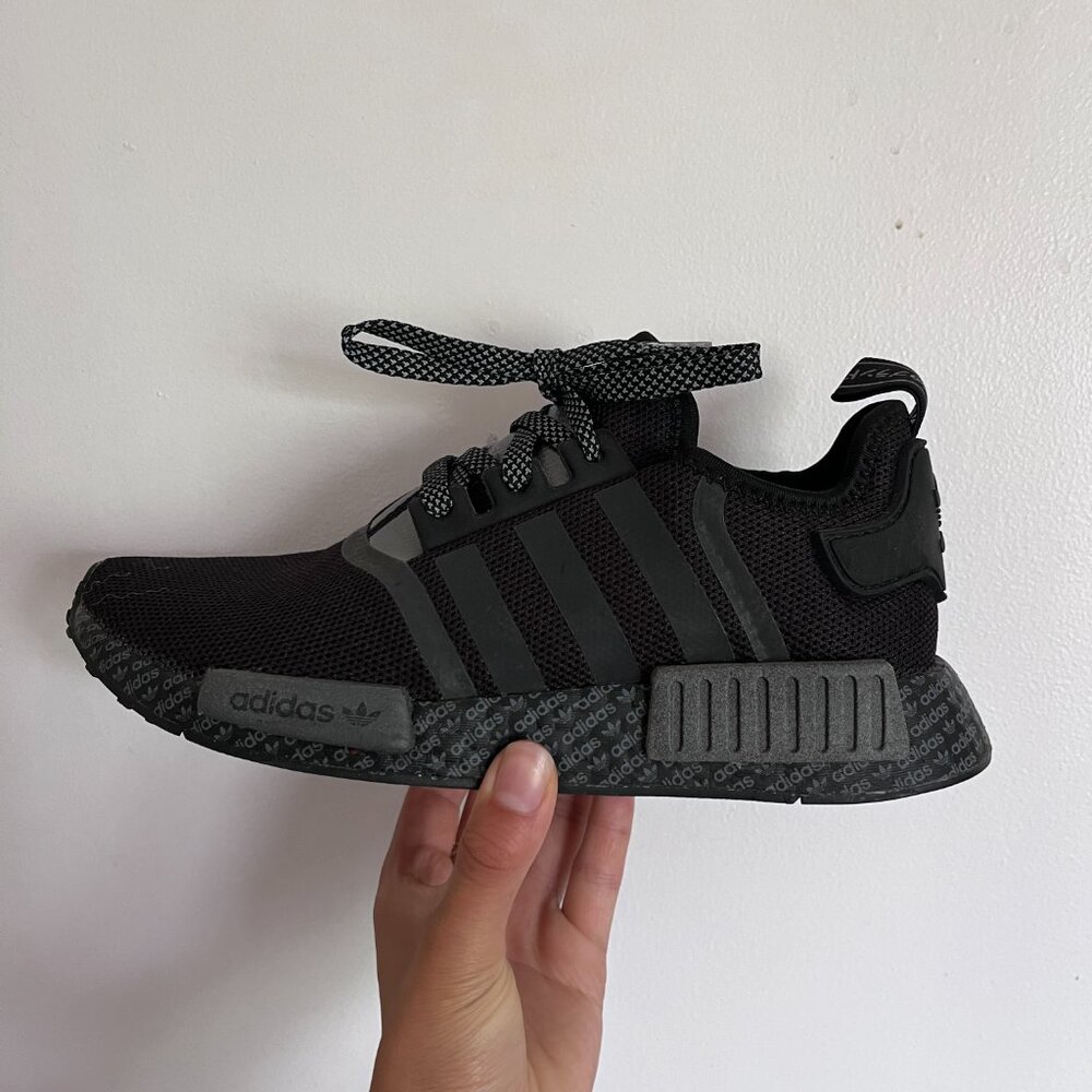 Adidas NMD R1 J black sneakers